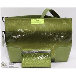 GREEN SHOULDER STRAP WITH METAL BUCKLE SNAKE SKIN