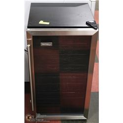DANBY BLACK WINE COOLER FRIDGE