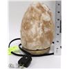 Image 1 : HIMALAYAN SALT LAMP