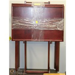 SET OF 4 WOOD TV TRAYS WITH STAND