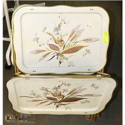 VINTAGE TV TRAY SET