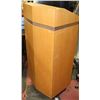 Image 1 : SOLID OAK PODIUM