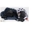 Image 1 : BAG WITH ROLLERBLADE KNEE AND WRIST PROTECTORS