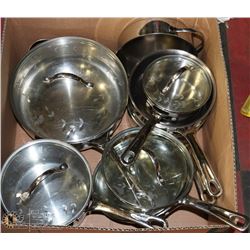 LARGE BOX W/12-PC PRINCESS HOUSE