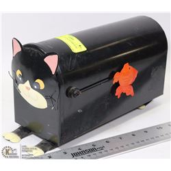 KITTY MAILBOX WITH FISH FLAG