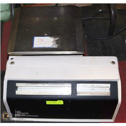 PITNEY BOWES COMMERCIAL SCALE