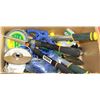 Image 1 : BOX OF YARD TOOLS INCL. FISKARS