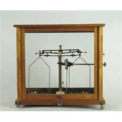 FINE CASED BALANCE SCALE