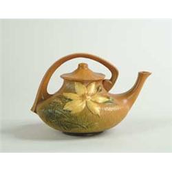 ROSEVILLE:  “CLEMATIS” TEAPOT