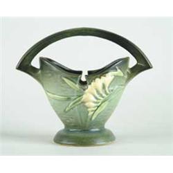 ROSEVILLE: “FREESIA” HANDLED BASKET