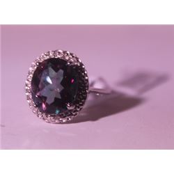 Exquisite Sterling Silver Ring with Lab Alexandrite