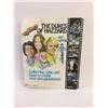 Image 2 : THE DUKES OF HAZARD "DAISY" 8" FULLY POSEABLE FIGURE IN BOX