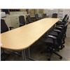 Image 1 : HERMAN MILLER MAPLE MODULAR CONFERENCE TABLE