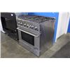 Image 2 : JENN AIR STAINLESS STEEL CONVECTION OVEN AND GAS STOVE