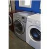 Image 2 : WHIRLPOOL DUET STEAM DRYER - WORKING