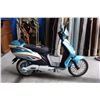 Image 1 : DAVINCI ELECTRIC MOPED - AS IS