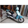 Image 2 : DAVINCI ELECTRIC MOPED - AS IS