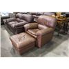 Image 2 : LEATHER RECLINER AND OTTOMAN