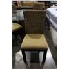 Image 2 : BEVELLED GLASS TABLE WITH 4 WICKER CHAIRS