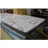 Image 2 : KING SIZE SERTA EUROTOP MATTRESS