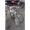 Image 2 : CHARCOAL AND SILVER MOUNTAIN BIKE AND VINTAGE 70S BANANA SEAT BIKE