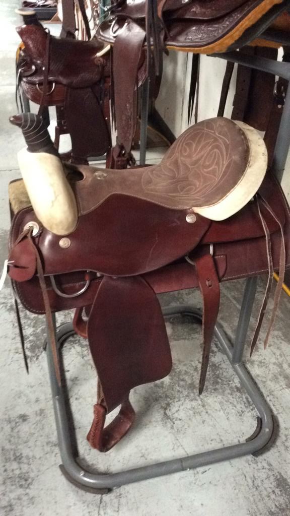 Used 18 inch montana saddlery roping saddle