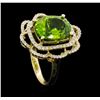 Image 4 : 14KT Yellow Gold 5.49ct Peridot and Diamond Ring