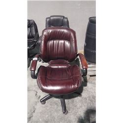 Adjustable leather office chair
