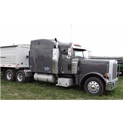 2006 Peterbilt Mdl. 379, CAT C15, 10 auto-shift, Unibilt Ultra sleeper cab, 712,000 original miles, 