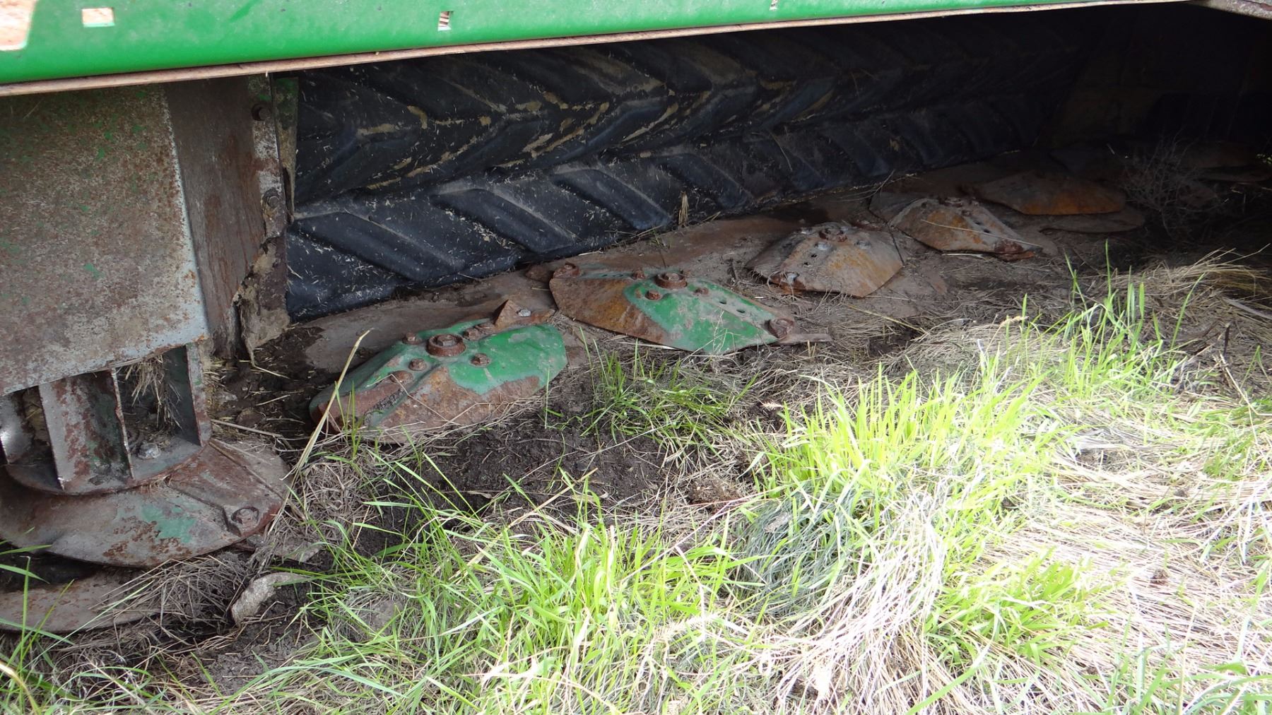 JD 945 MoCo rotary mower, 13', pull-type, 1000 pto, 2 pt. swivel hitch ...