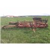 Image 1 : IH tandem disk, 24', manual fold wings