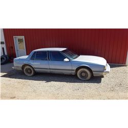 1989 Oldmobile Delta 88, auto, pwr. locks, blue ext. & int., 238k mi, runs great!