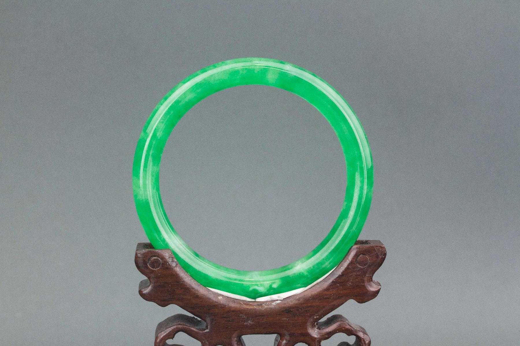 gia certified jade bangle