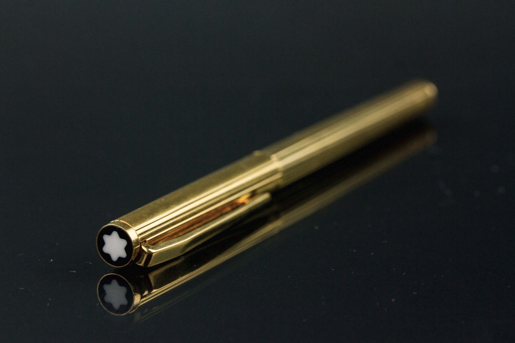Montblanc Noblesse Oblige Gold Fountain Pen