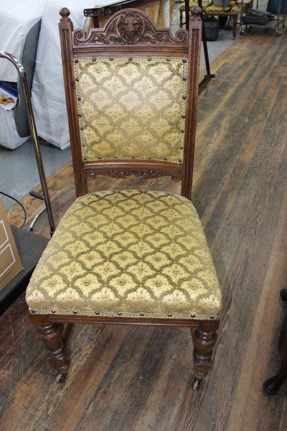 Dining Room Chairs 6 Side Chairs & 1 Arm Chair (Fabric Seats & Backs