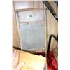 Image 1 : Wash Board