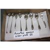 Image 1 : 8 Assorted Silverplate Spoons