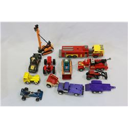 TRAY OF VINTAGE TOY CARS