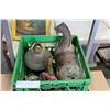 Image 1 : CRATE OF COLLECTIBLES