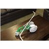 Image 3 : GREEN LAWN SPRINKLER TRACTOR