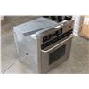 Image 3 : FRIGIDAIRE GALLERY PROFESSIONAL SERIES BUILT IN CONVECTION OVEN STAINLESS WORKING