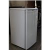 Image 2 : WHITE DANBY BAR FRIDGE