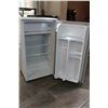 Image 3 : WHITE DANBY BAR FRIDGE