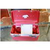 Image 1 : VINTAGE SAMSONITE VANITY CASE WITH KEY AND VINTAGE HANKERCHIEFS