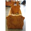 Image 2 : WOOD CRADLE