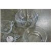 Image 3 : LOT OF PYREX AND MIXING BOWLS