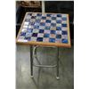Image 1 : CHESSBOARD TABLE