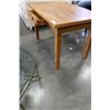 Image 2 : COUNTRY STYLE DINETTE TABLE