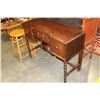 Image 2 : VINTAGE VANITY DRESSER WITH MIRROR