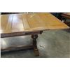 Image 3 : OAK DRAWLEAF DINING TABLE